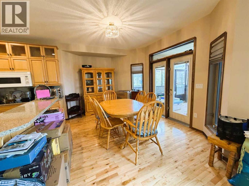 144 Sundance Road SW — photo 7