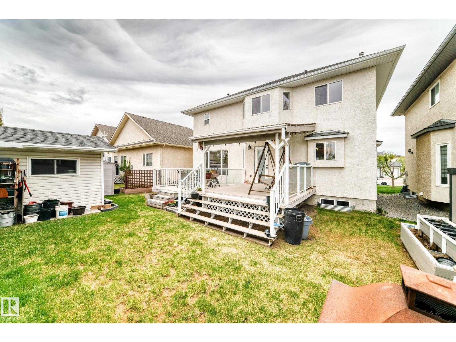 6736 11 AV SW - 72