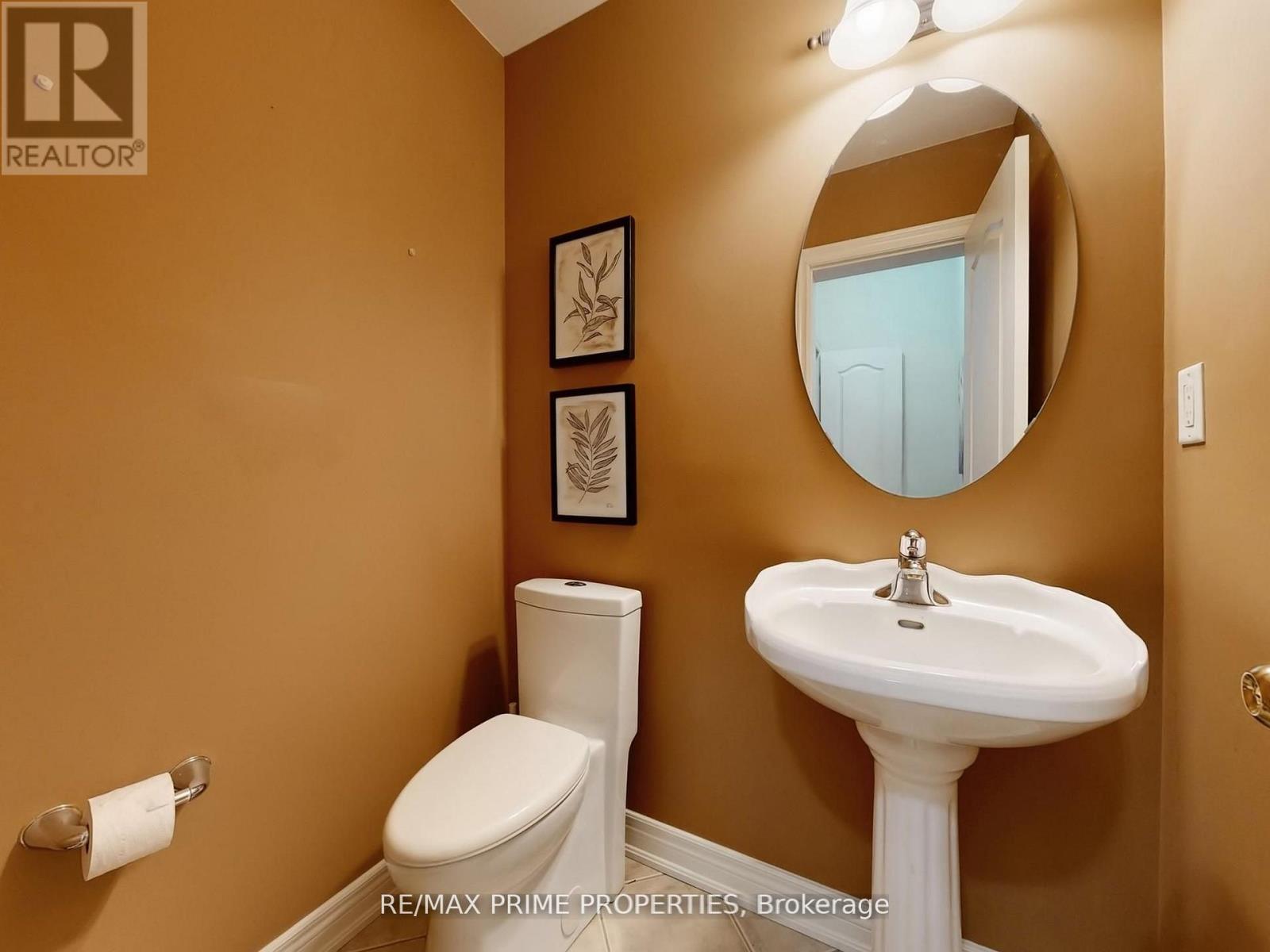 #18 11 BERCZY CREEK WAY - 9