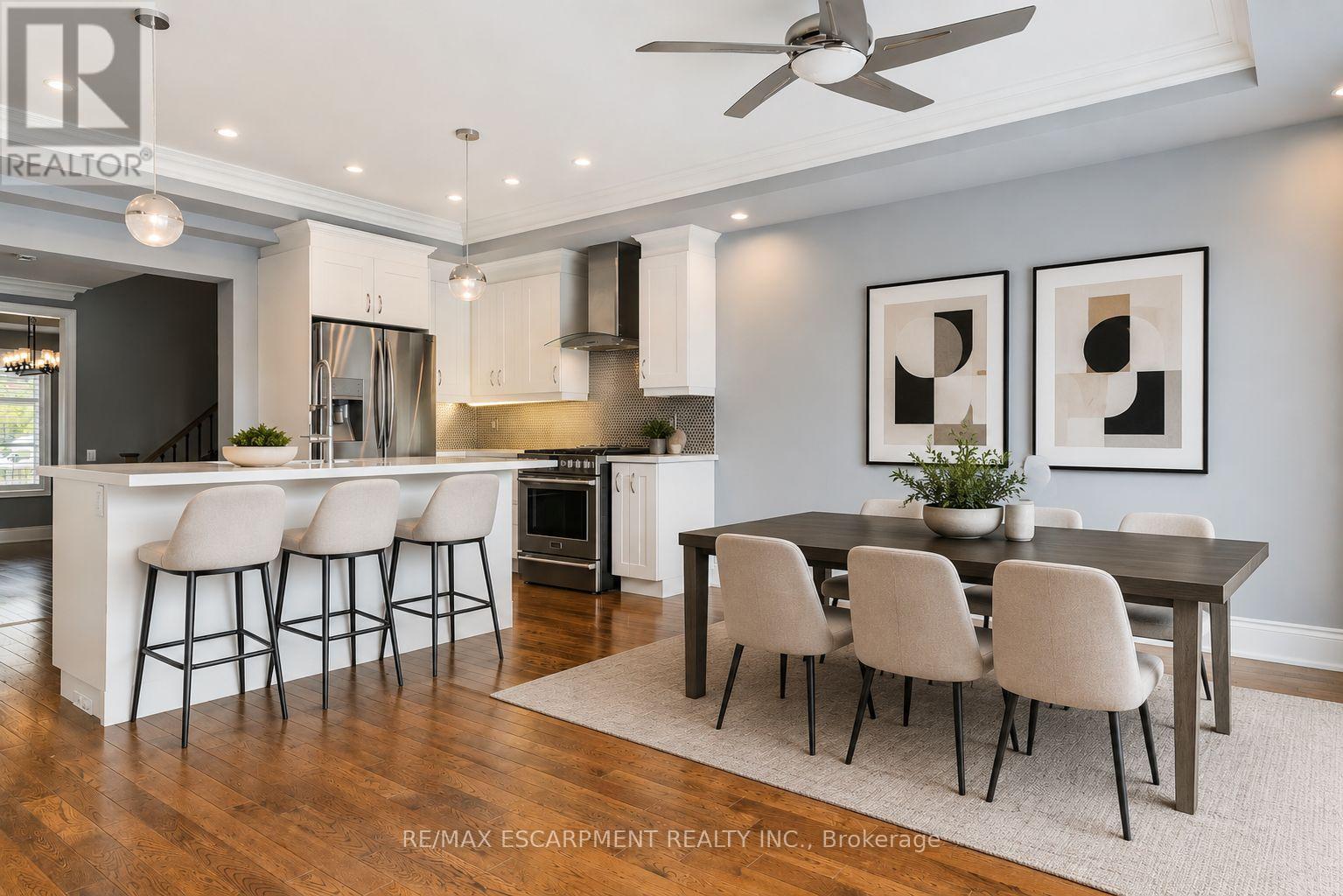 216 REBECCA STREET - 12
