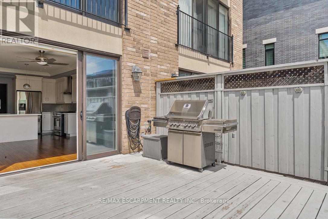 216 REBECCA STREET - 18