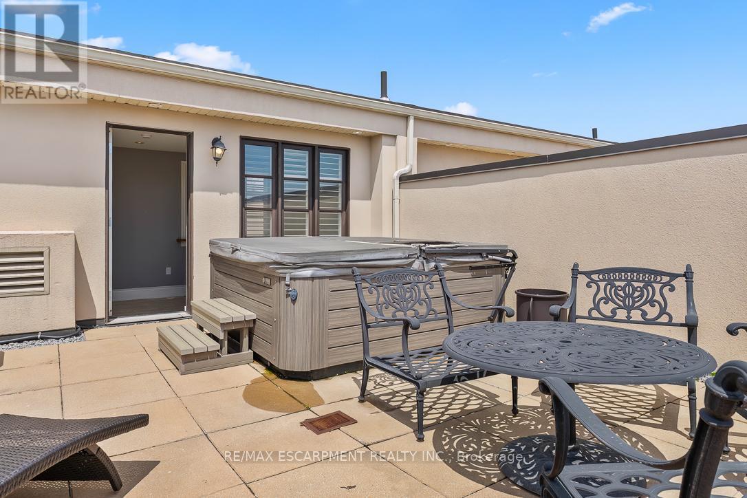 216 REBECCA STREET - 45