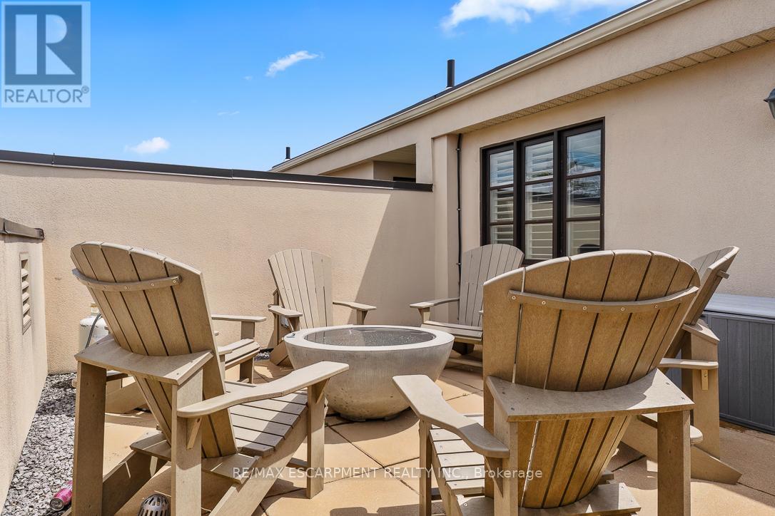 216 REBECCA STREET - 47