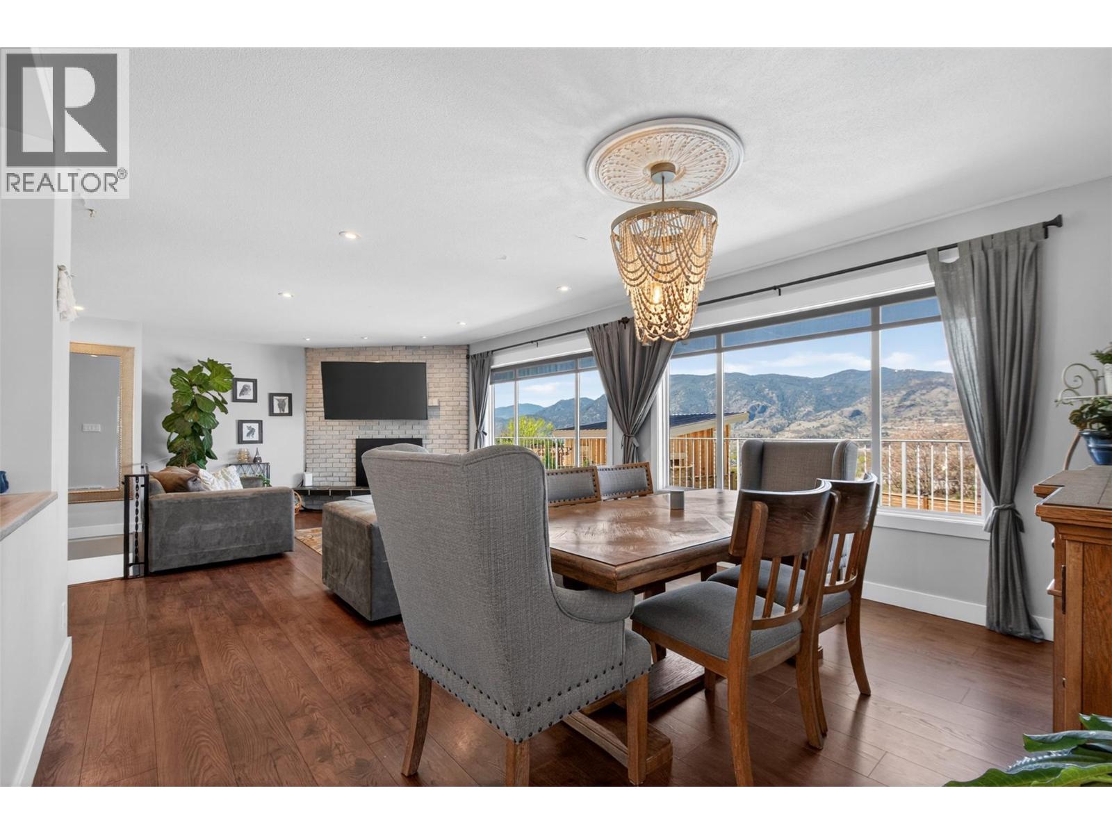 118 Dartmouth Place, Penticton