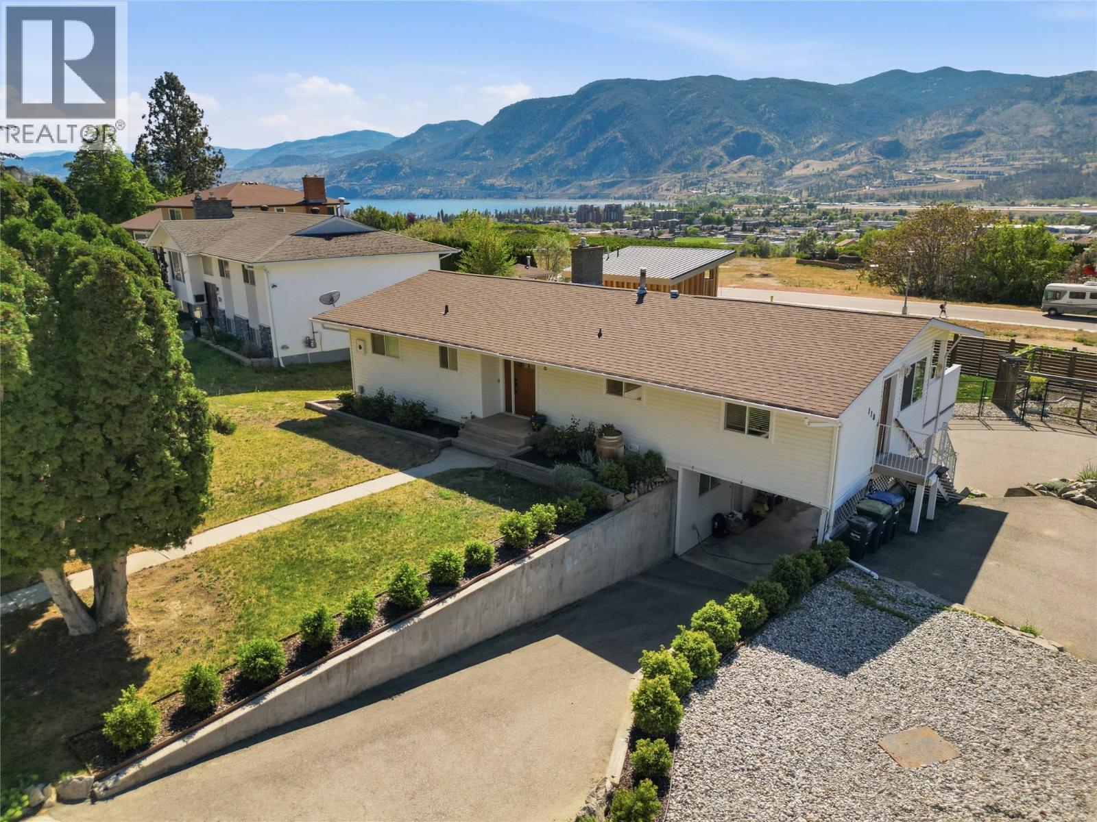 118 Dartmouth Place, Penticton