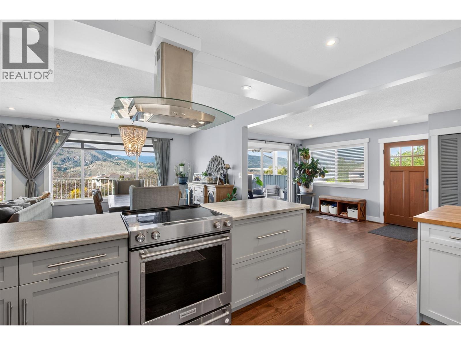 118 Dartmouth Place, Penticton