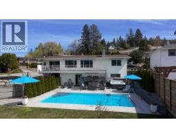 118 Dartmouth Place, Penticton