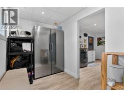 118 Dartmouth Place, Penticton, BC V2A7S4 Photo 32