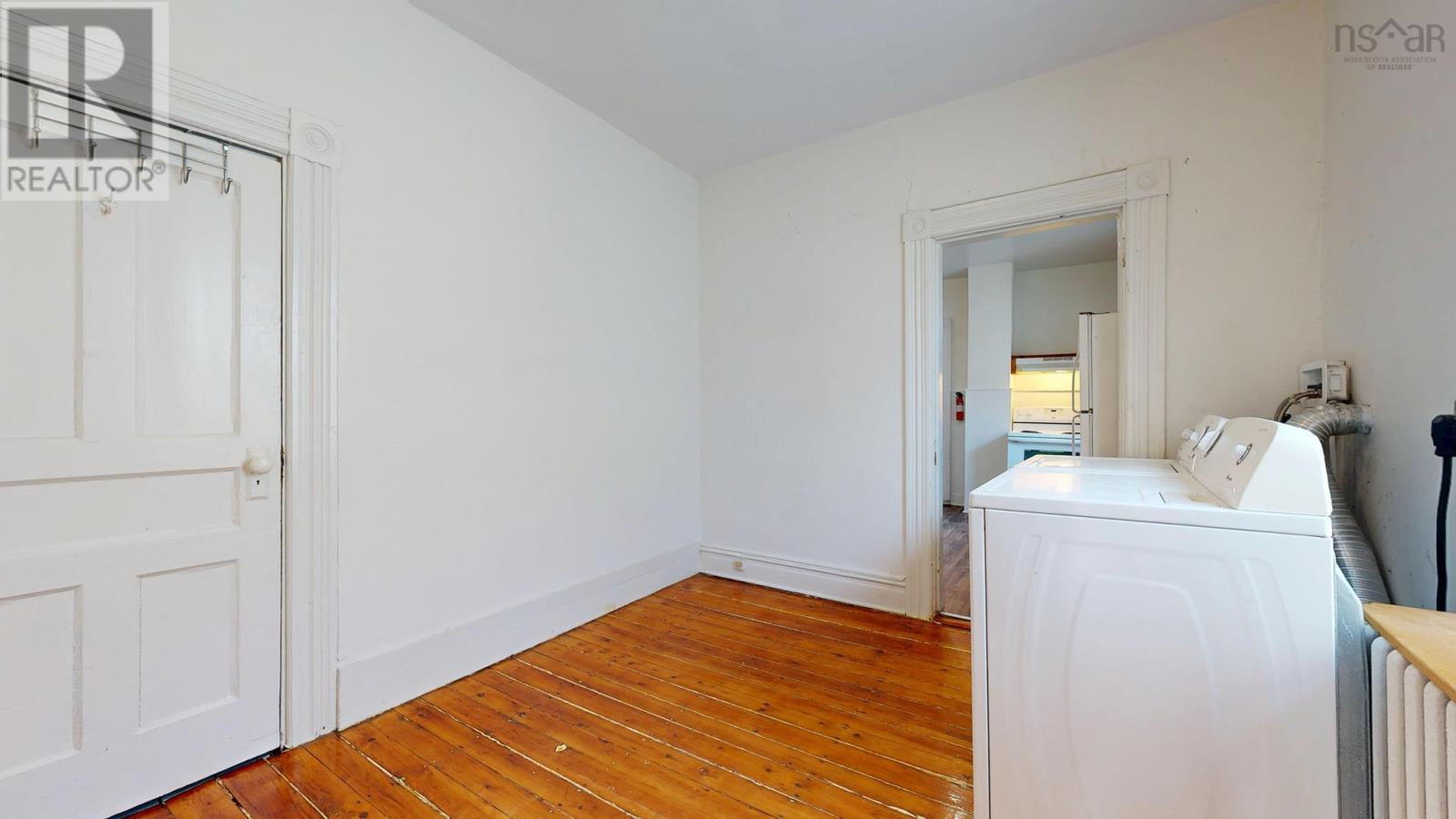 Property 31 of 49 of 2683-2687 Fuller Terrace