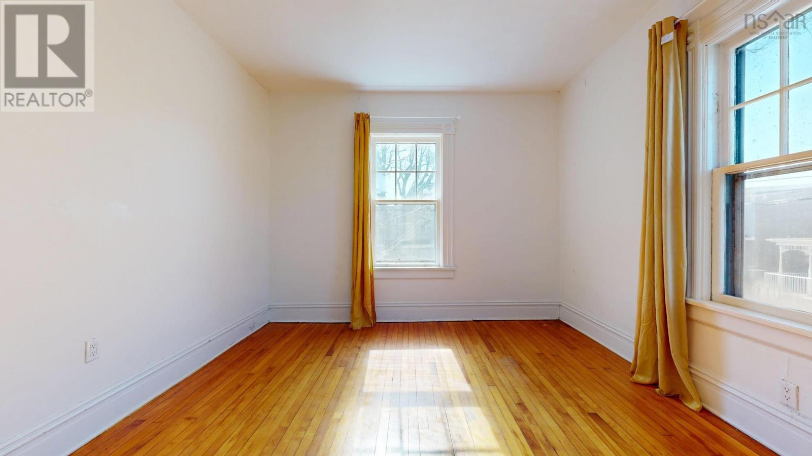 Property 27 of 49 of 2683-2687 Fuller Terrace