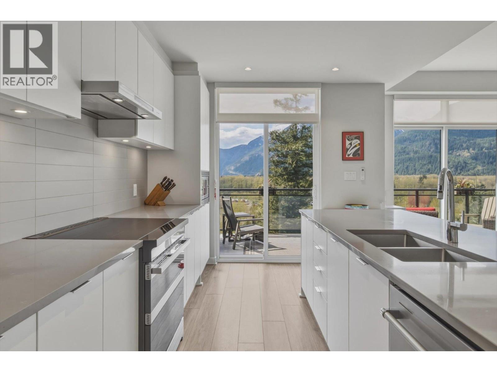 41235 HIGHLINE PLACE, Squamish