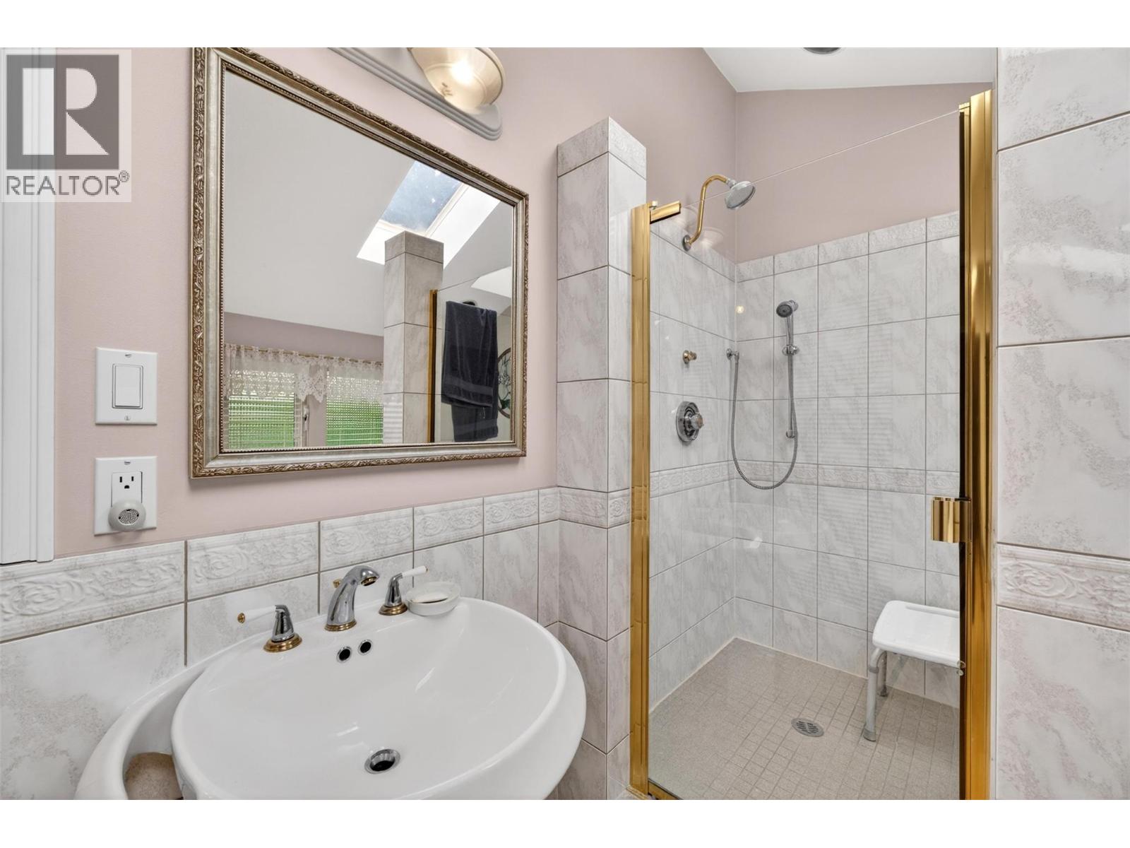 331 18 Street SE - 35