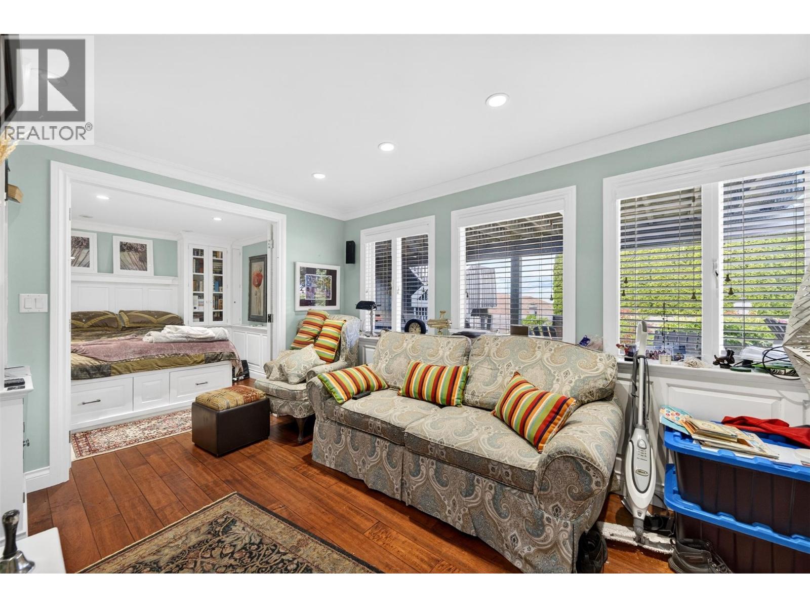 331 18 Street SE - 30