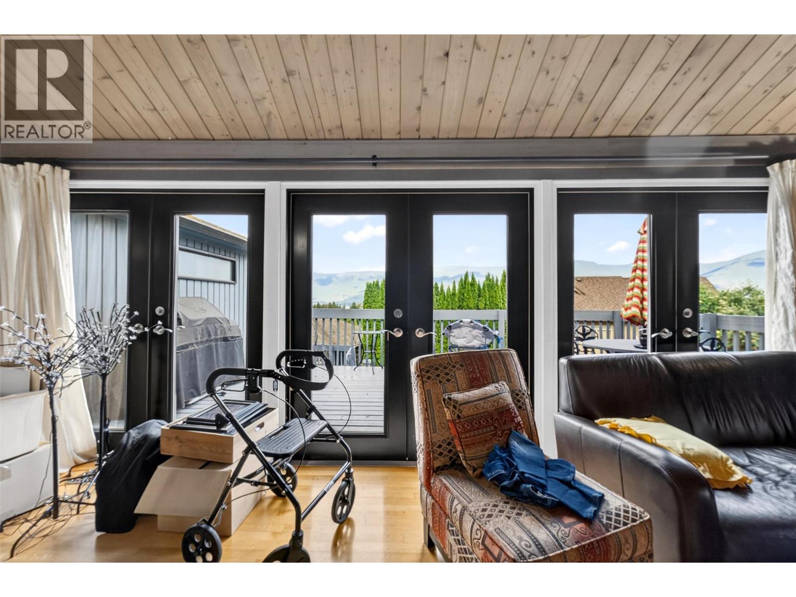 331 18 Street SE - 20