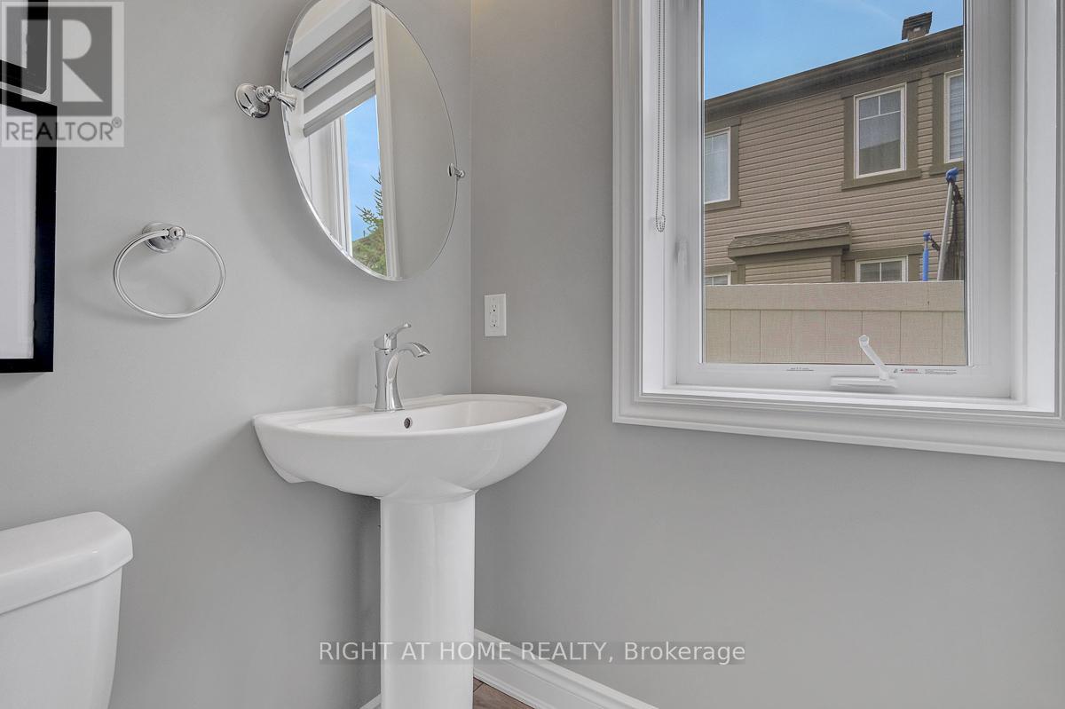 771 DEVARIO CRESCENT - 16