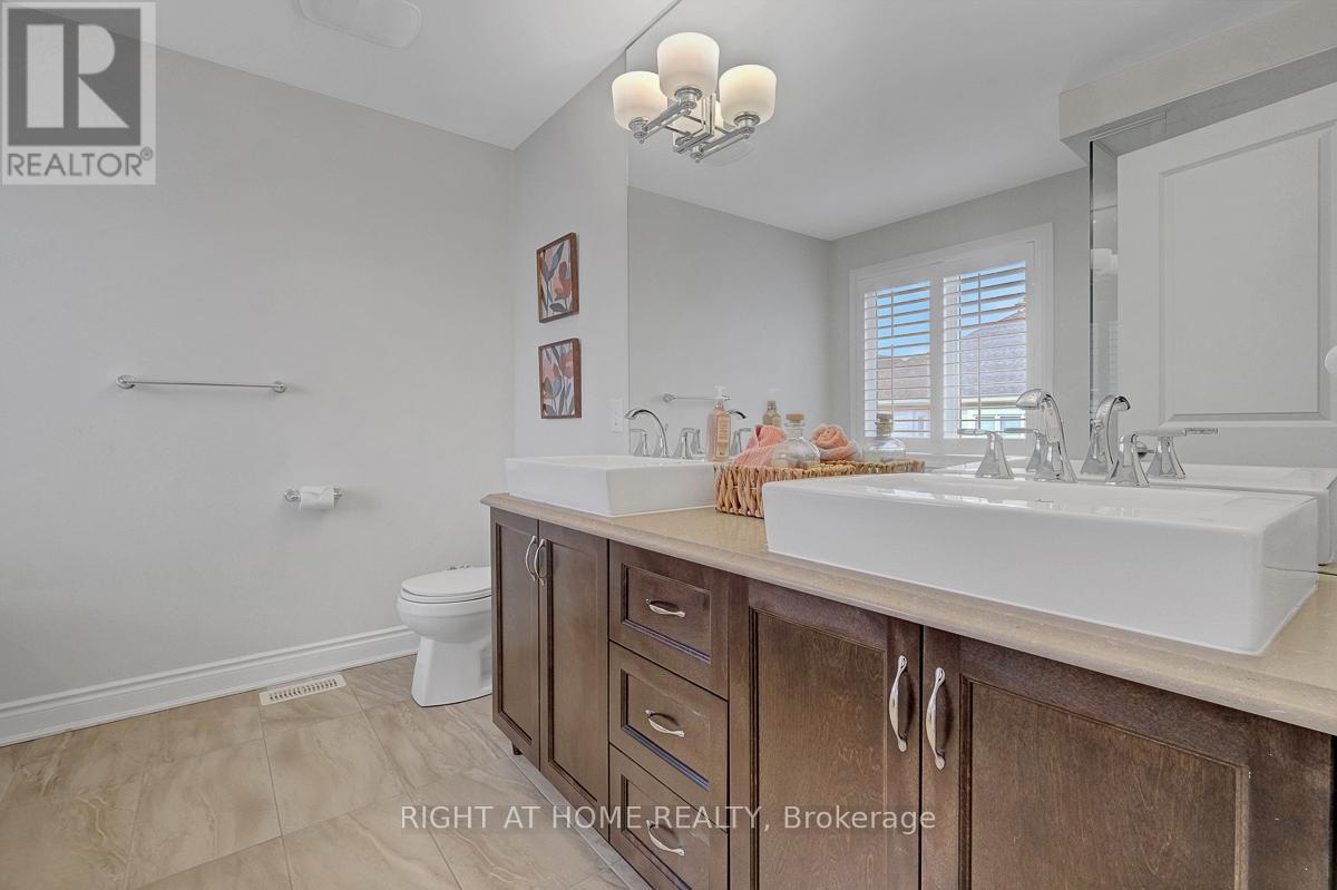 771 DEVARIO CRESCENT - 22