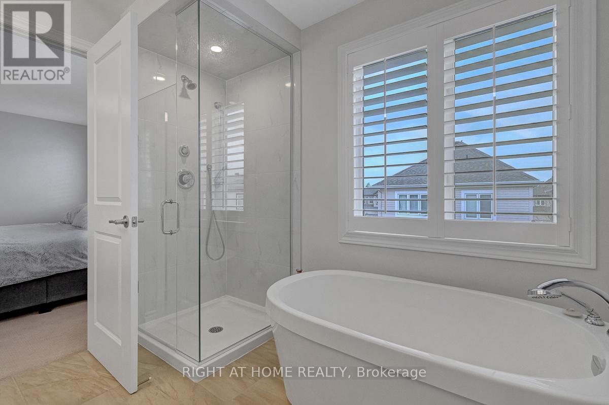 771 DEVARIO CRESCENT - 23