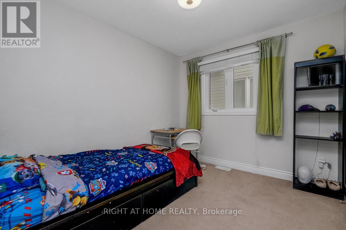 771 DEVARIO CRESCENT - 24
