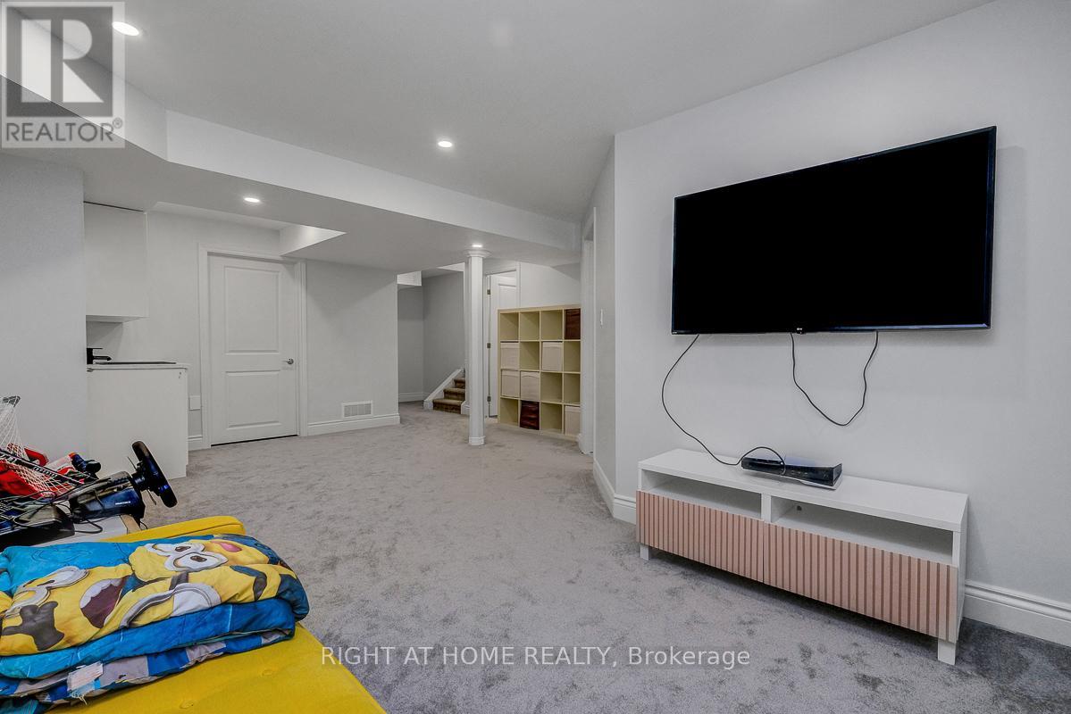 771 DEVARIO CRESCENT - 30