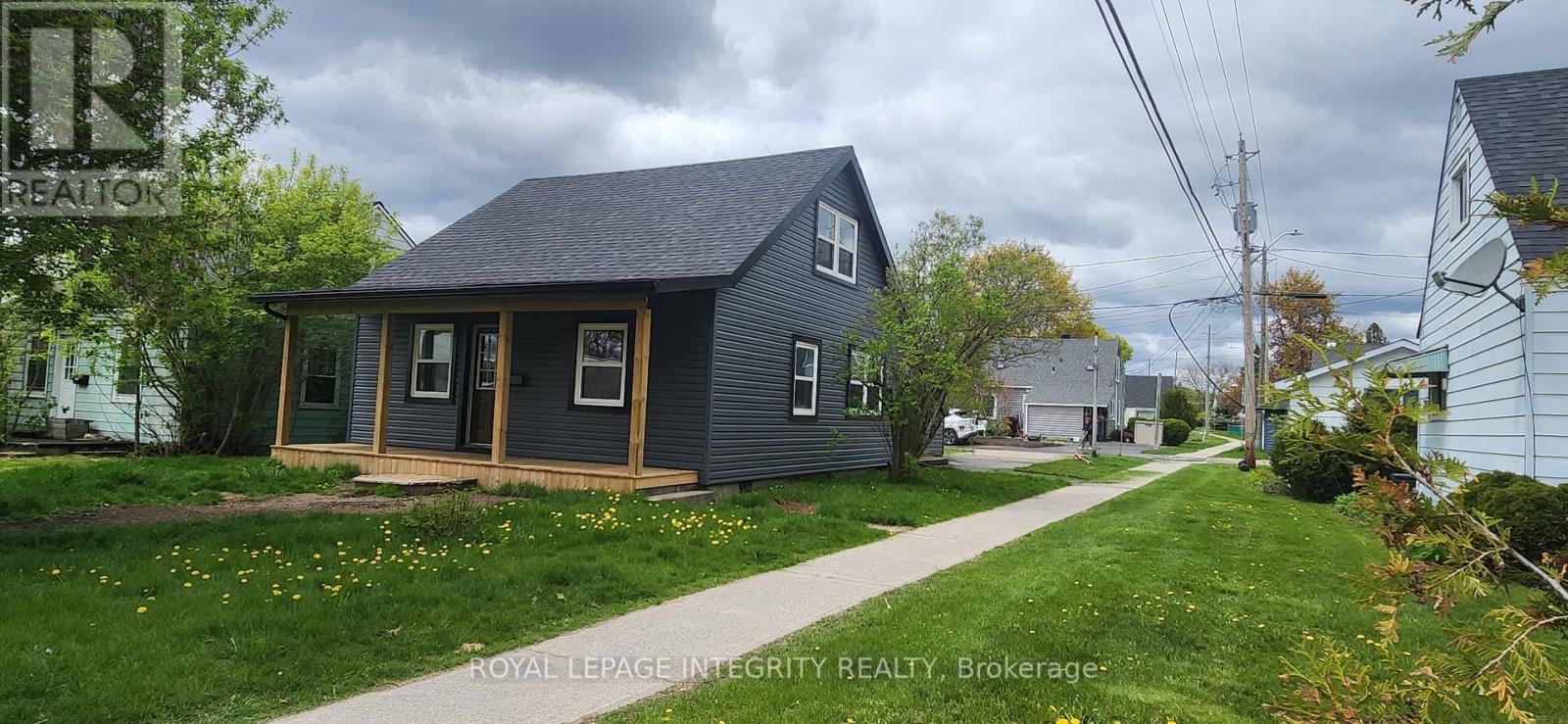 17 ROOSEVELT DRIVE - Image 2