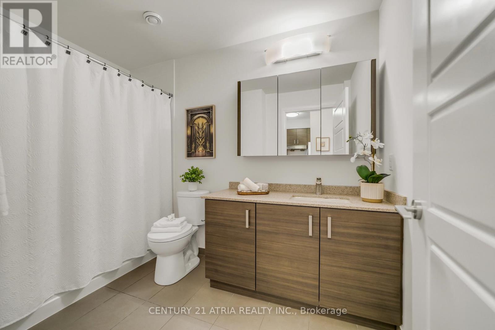 ##307 8228 BIRCHMOUNT ROAD - 13