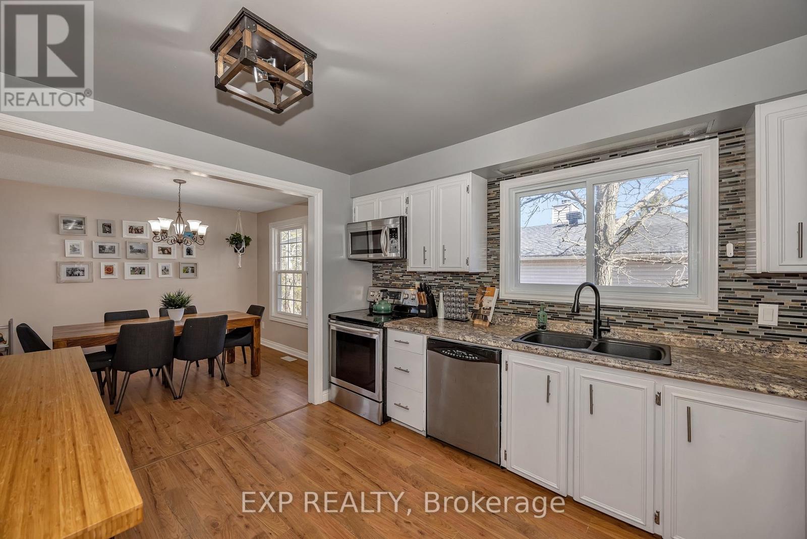 46 NELSON STREET W - 12