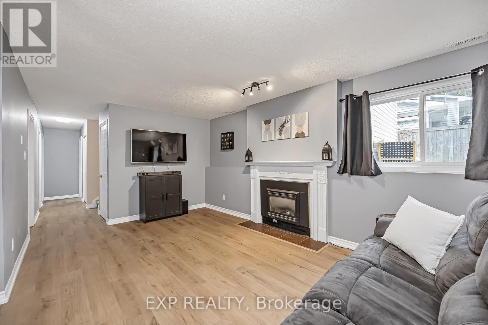 46 NELSON STREET W - 25