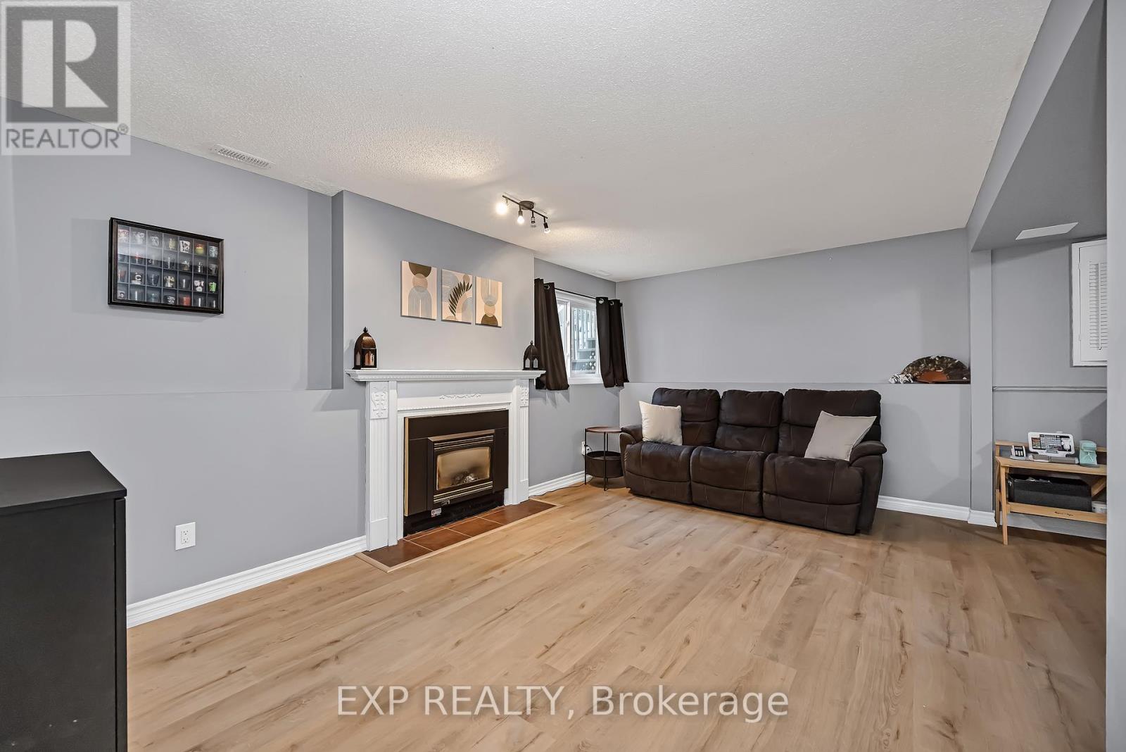 46 NELSON STREET W - 26