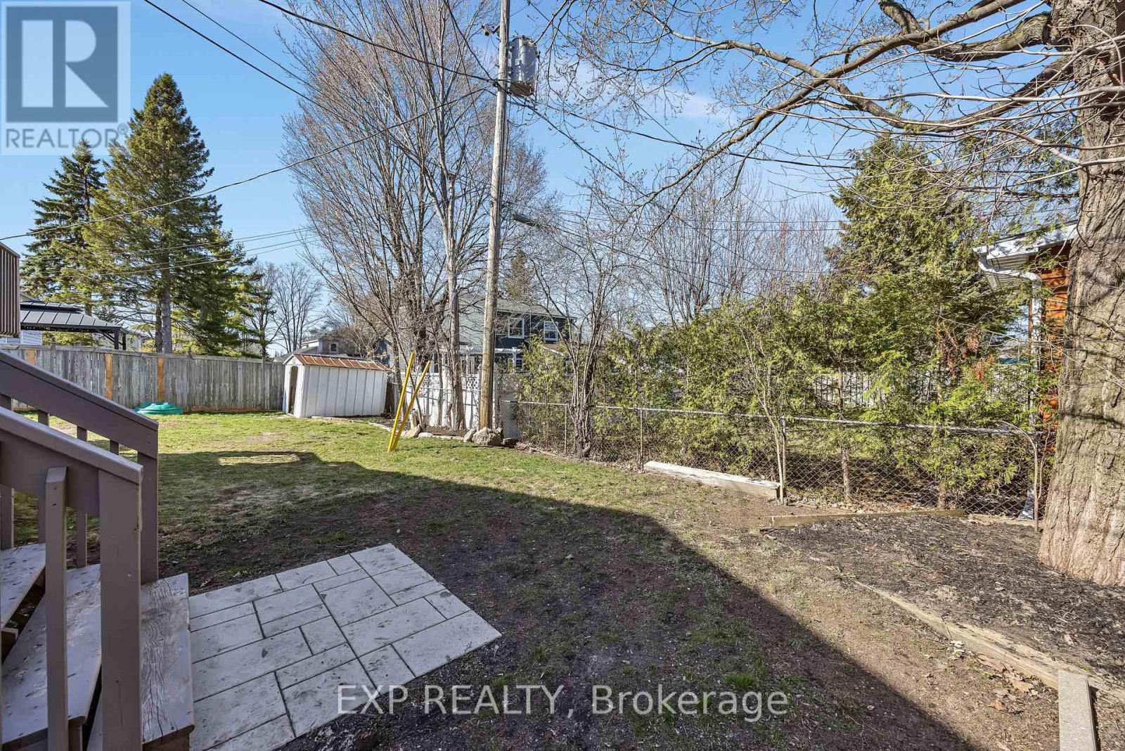 46 NELSON STREET W - 40