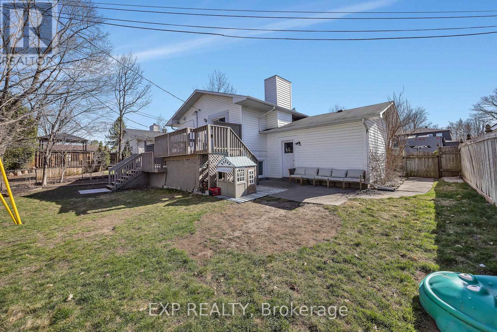 46 NELSON STREET W - 44