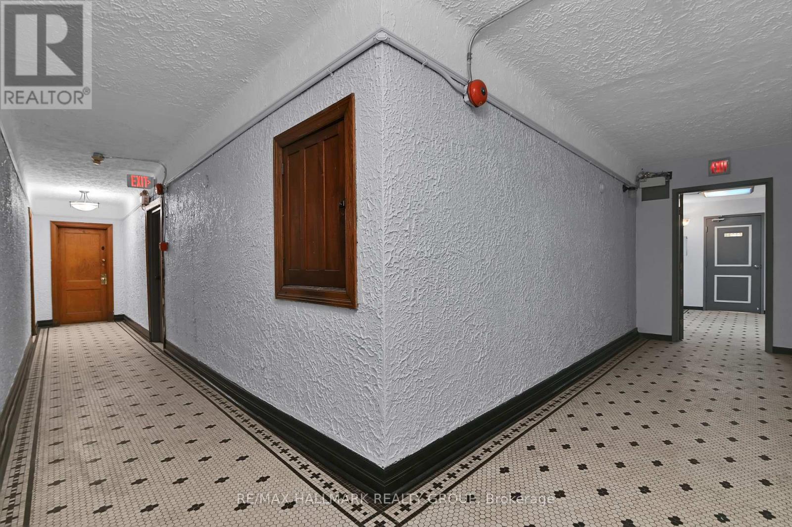 61 CARTIER STREET - 14