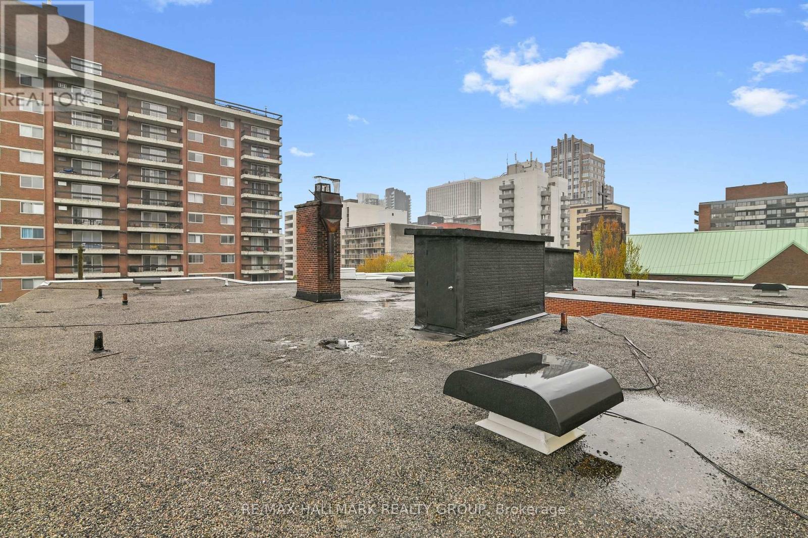 61 CARTIER STREET - 27