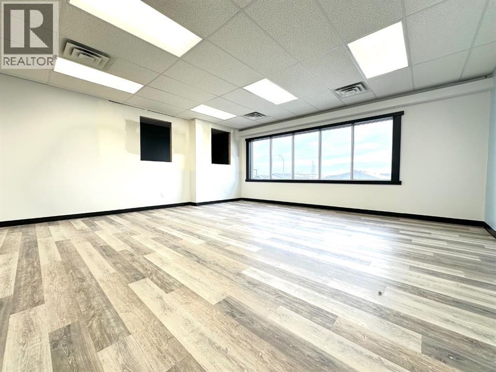 10136 128 Avenue - Photo 7