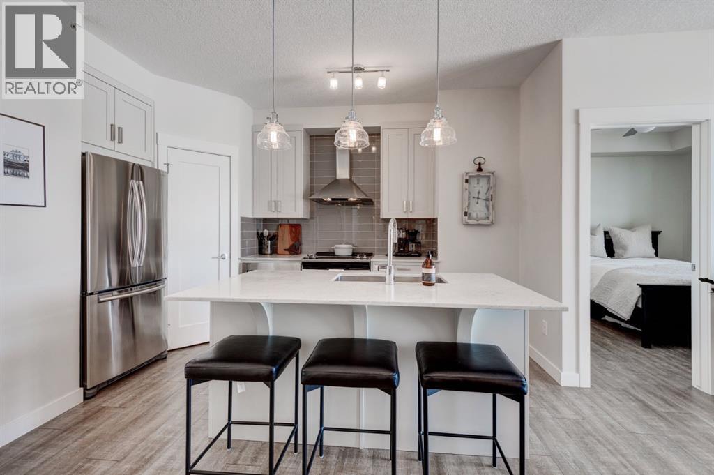 #421 10 Walgrove Walk SE - Image 2