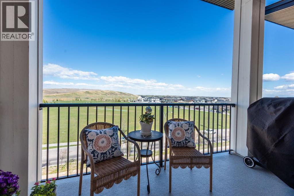 #421 10 Walgrove Walk SE - 22