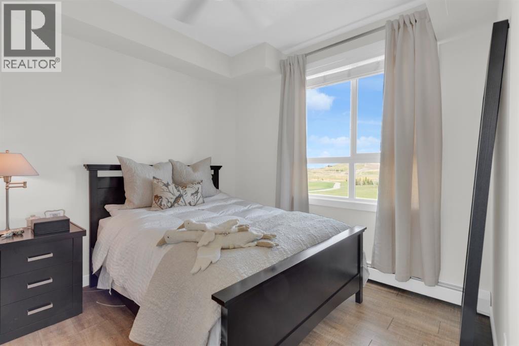#421 10 Walgrove Walk SE - 14
