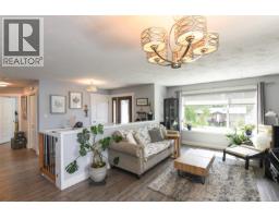 Bedroom - 2126 Cypress Rd, Comox, BC V9M3Z5 Photo 12