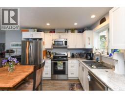 2126 Cypress Rd, Comox, BC V9M3Z5 Photo 25