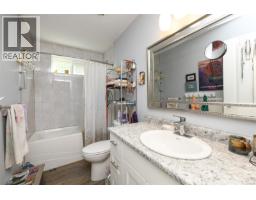 2126 Cypress Rd, Comox, BC V9M3Z5 Photo 32