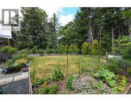 2126 Cypress Rd, Comox, BC V9M3Z5 Photo 36