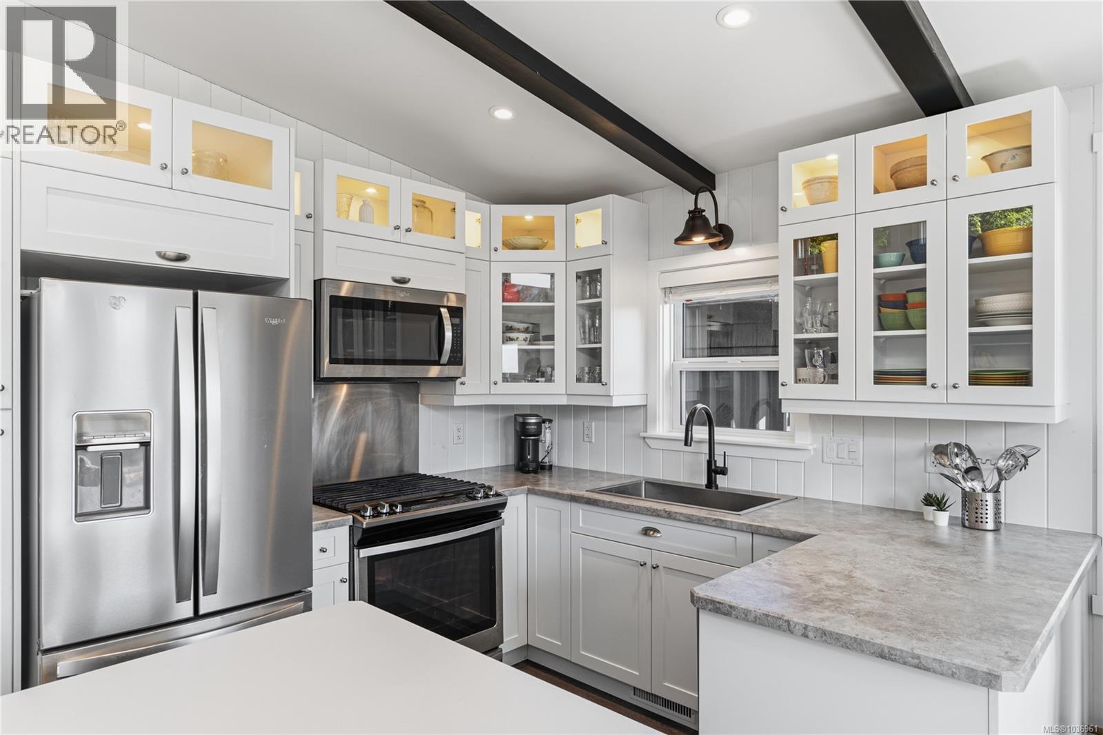1116 Woss Lake Dr SE - 11