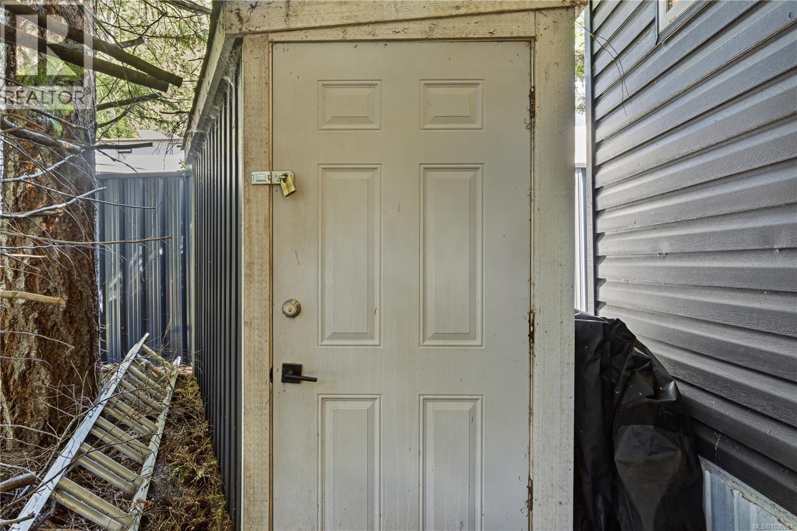 1116 Woss Lake Dr SE - 37