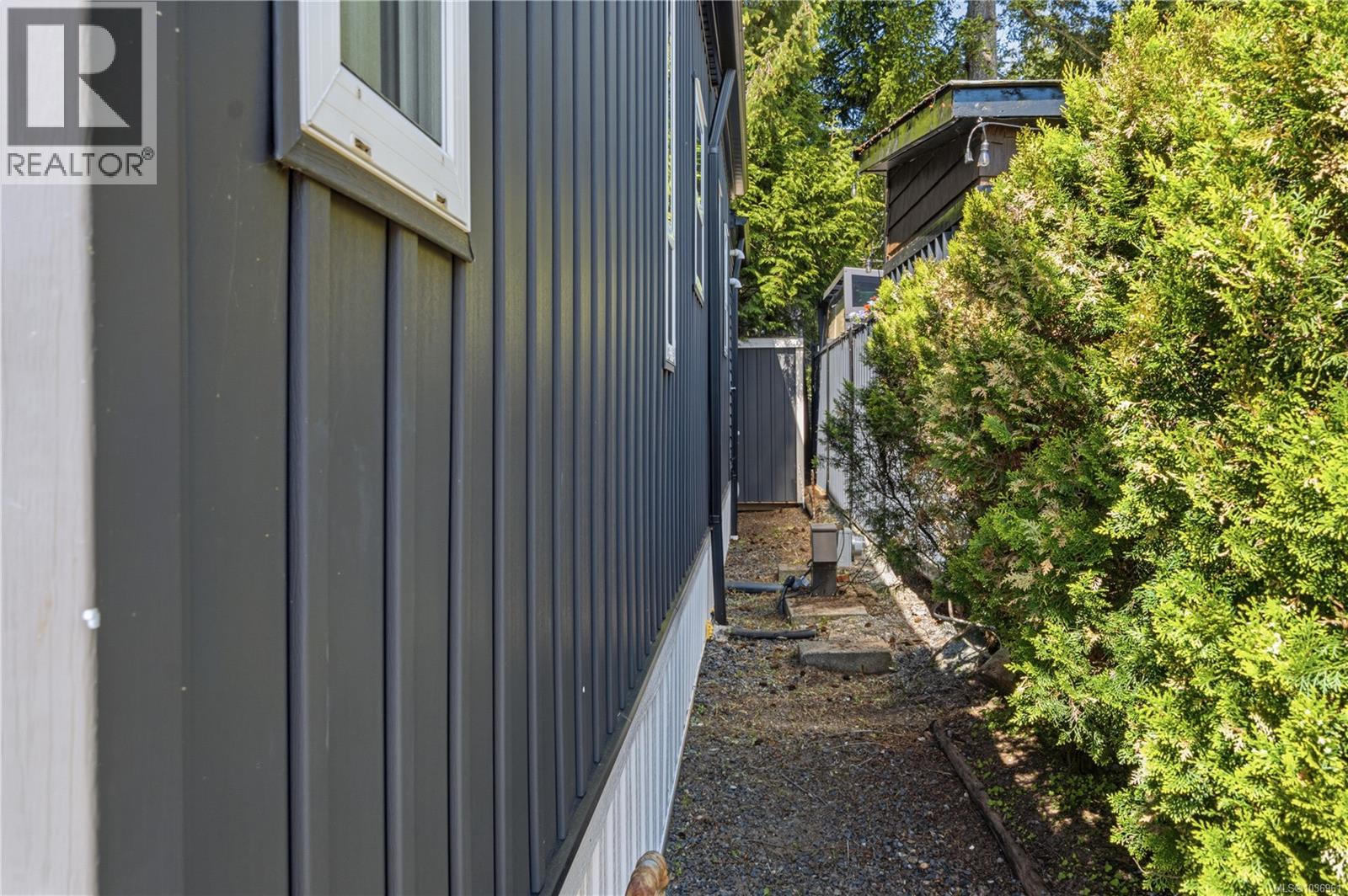 1116 Woss Lake Dr SE - 41