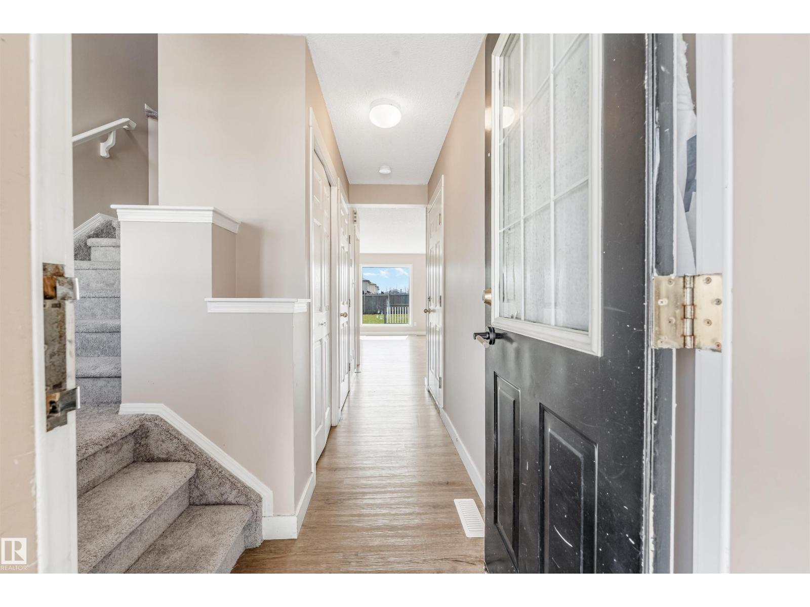 2131 37B AV NW NW - Image 3