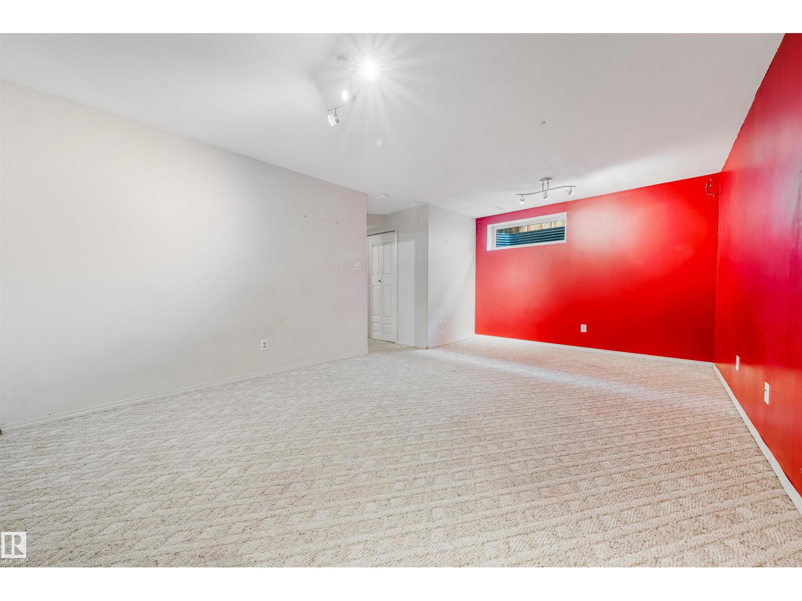 2131 37B AV NW NW - 29
