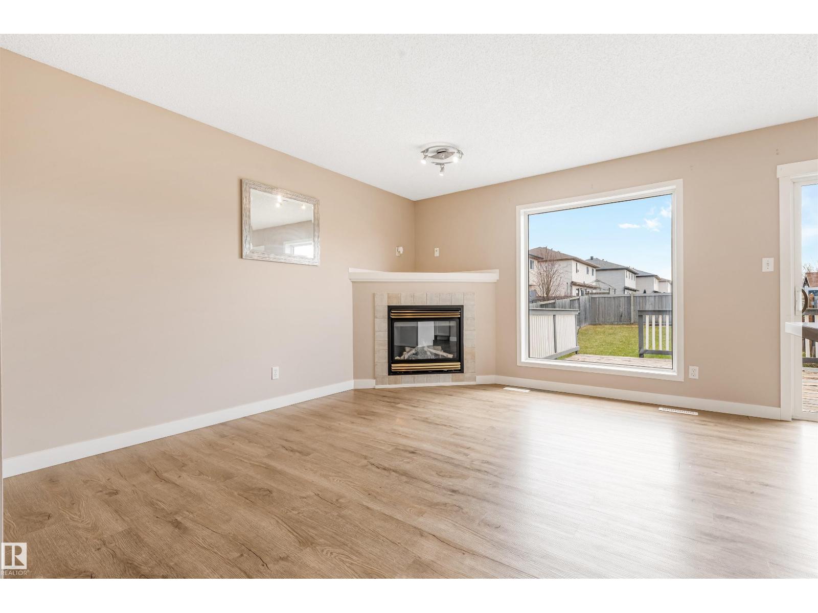 2131 37B AV NW NW - 7