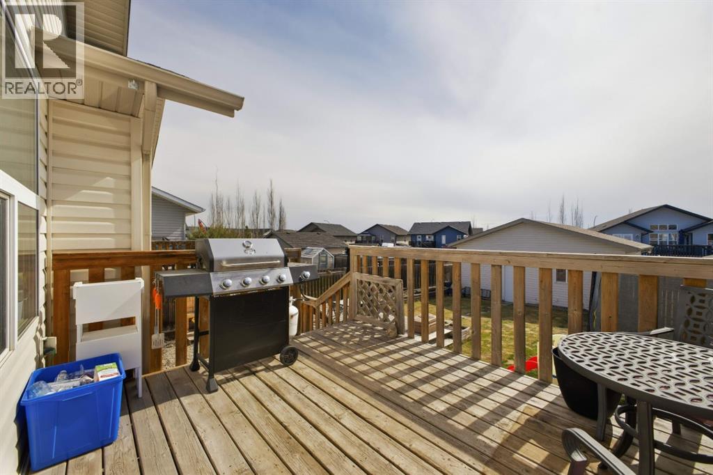62 Mcdougall Close — photo 24