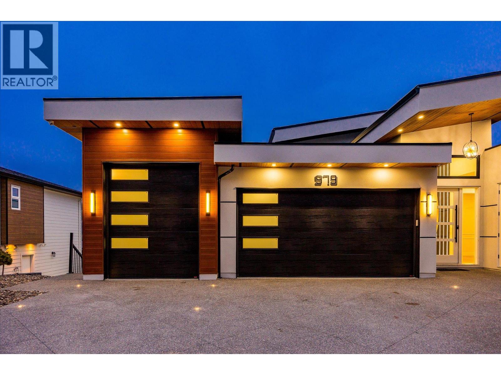979 Loseth Drive - 4