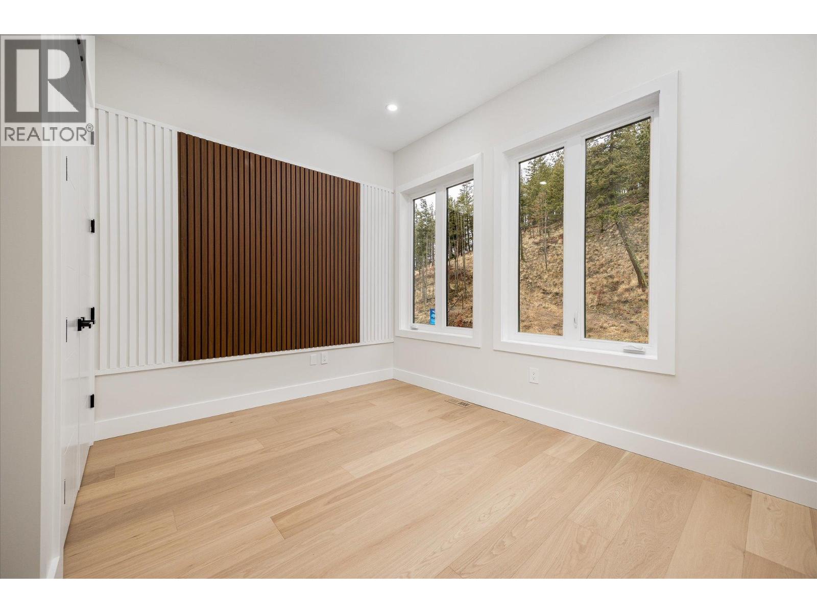 979 Loseth Drive, Kelowna