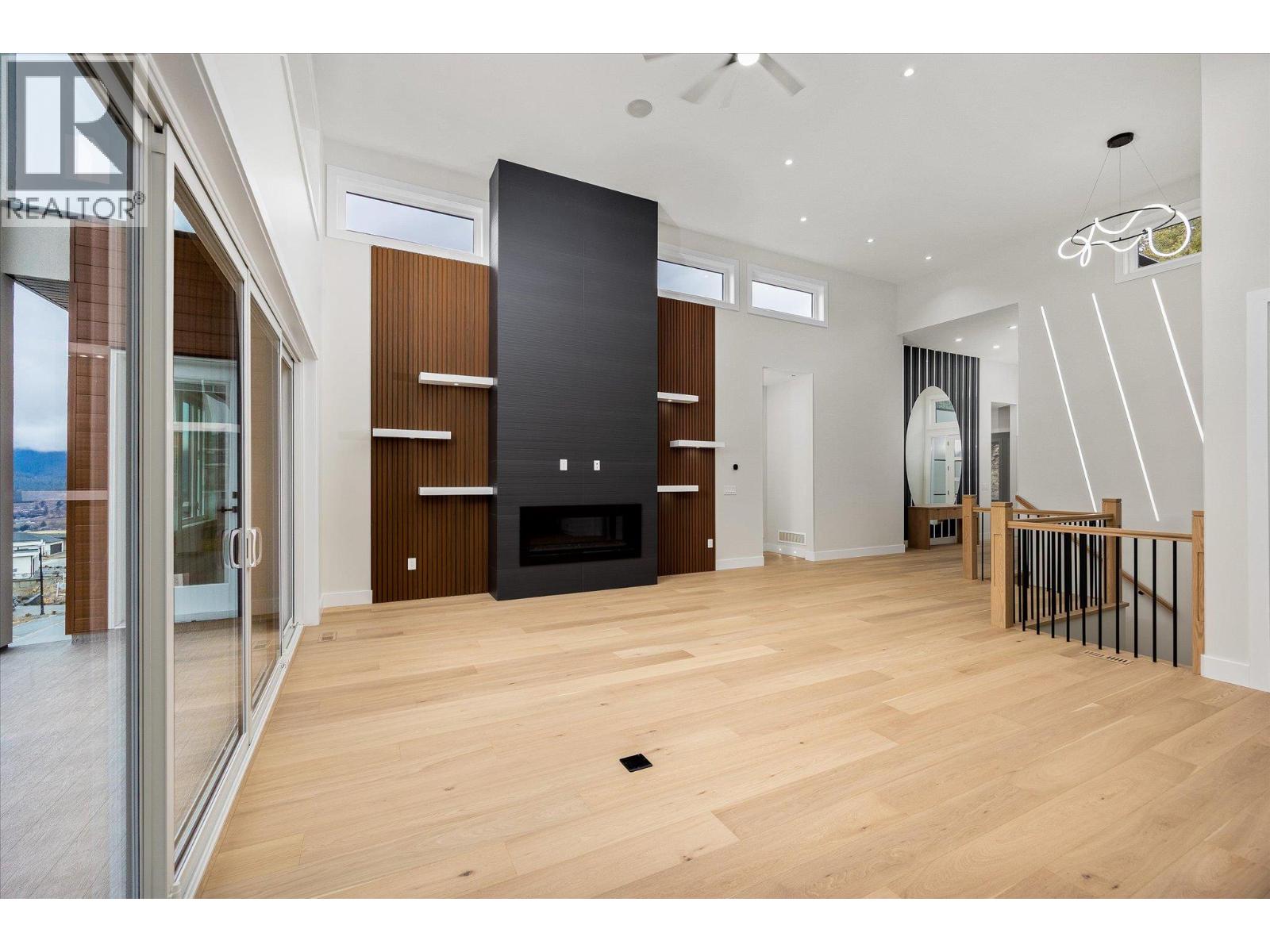 979 Loseth Drive, Kelowna